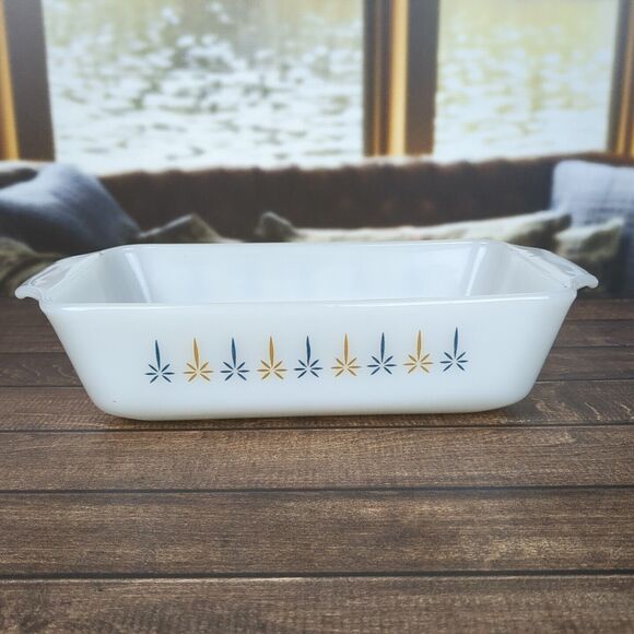 Vintage Fire King Candle Glow Starburst 1 qt Casserole Baking Serving Dish - Picture 2 of 14
